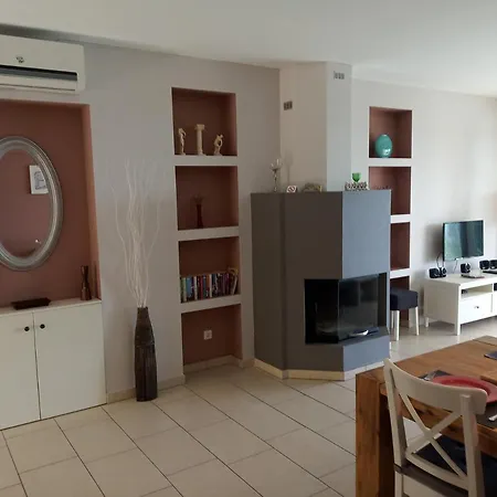 Alonaki Villa